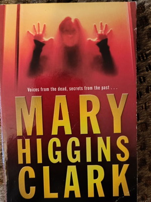 Before I Say Goodbye by Mary Higgins Clark book like new