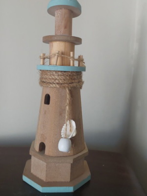 Lighthouse used for crafts
