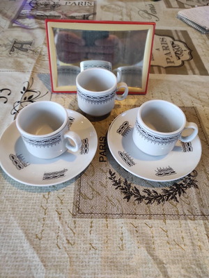 Porcelain coffee cups 2 with saucers GCHI HELLAS used and vintage mirror (1960)