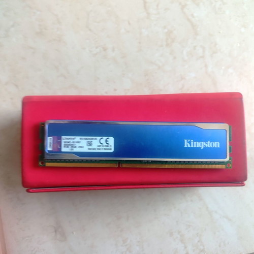 Kingston HyperX Blu 2GB DDR3 Desktop RAM memory like new