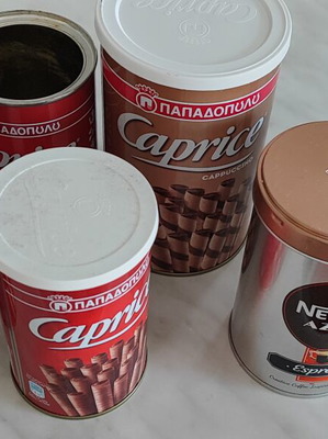 Άδεια κουτιά Caprice και Nescafé σαν καινούργια, σετ 6 τεμ