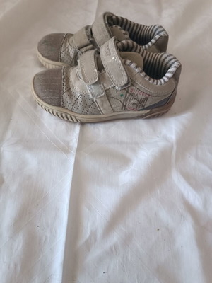 Beige formal boys' shoes size 28 like new
