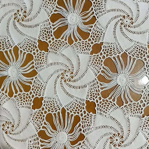 Knitted tablecloth new, dimensions 90x90