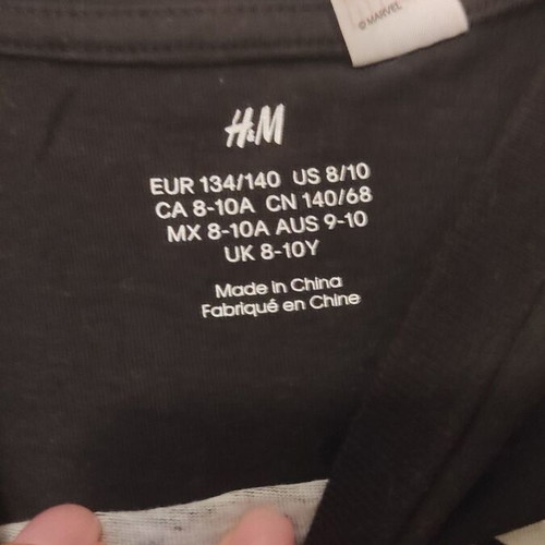 H&M T-shirt for boys 8-10 years like new, black