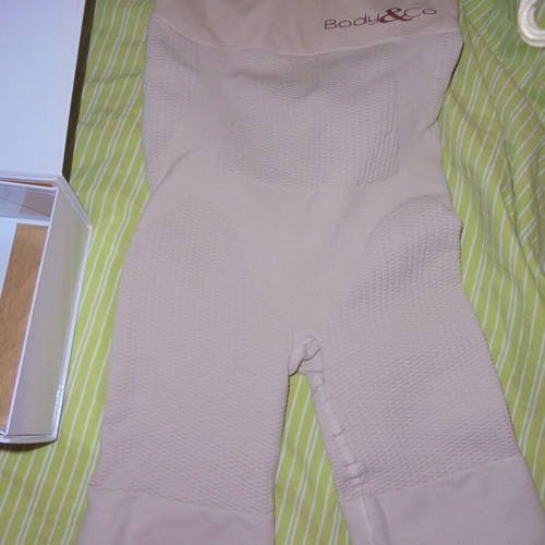 Body&Co latex large new, beige