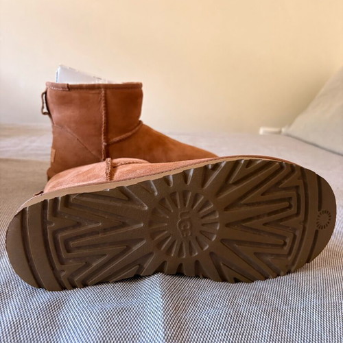 Ugg ankle boots new, size 40, beige