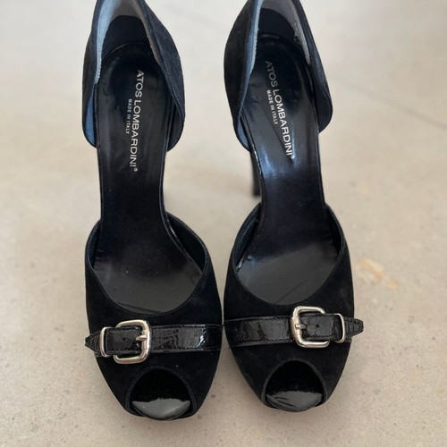 Peep toe leather Atos Lombardini heels size 39 like new, black