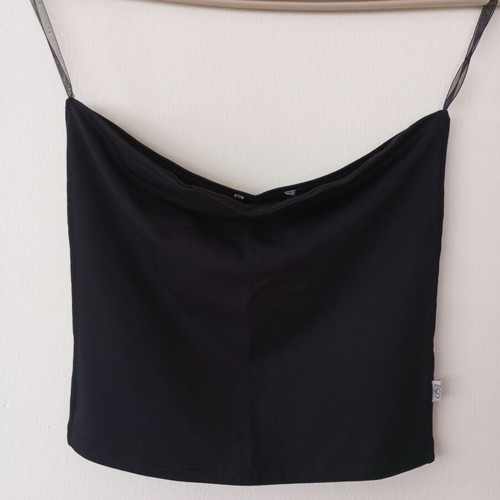 ISO Black Strapless Top like new with stainless steel earrings gift