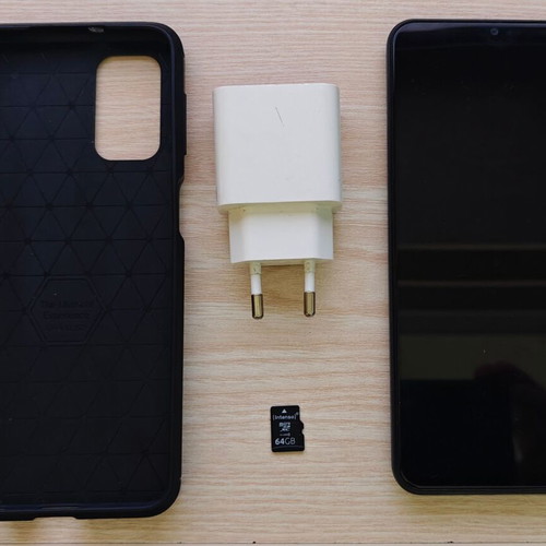 Samsung A13 5G SM-A137F/DSN 128GB used with case charger and 64GB memory card