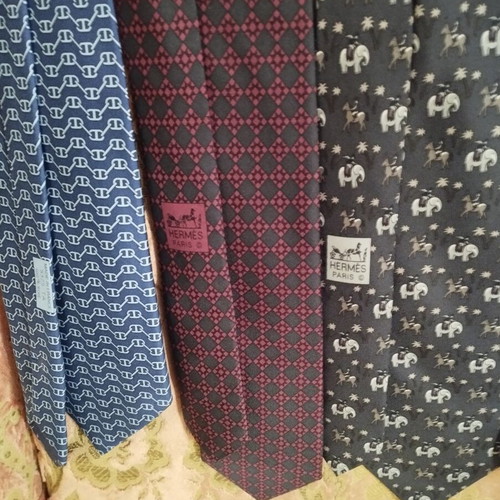 Hermes silk ties pack of 6 like new, authentic French luxury