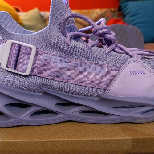 Fashion sport sneakers size 39 like new, pink and purple