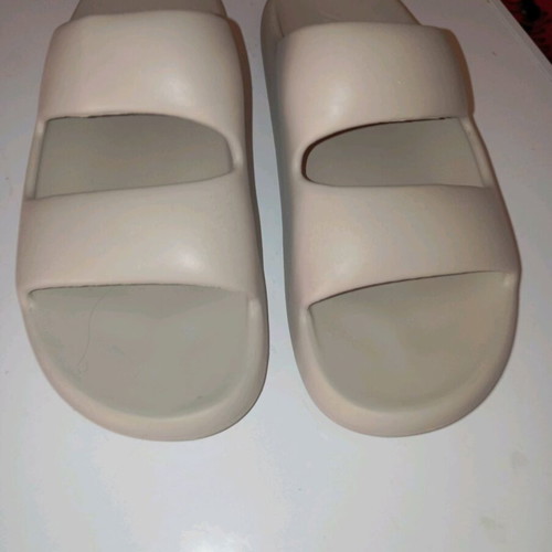 Zara sandals size 44 like new
