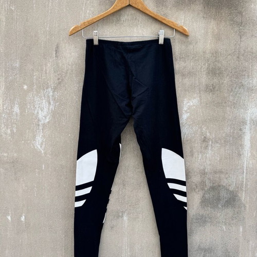 Adidas legging used, size M, black and white