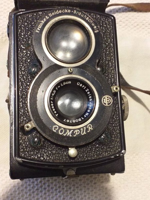 Rolleiflex Compur TLR vintage camera used with leather case