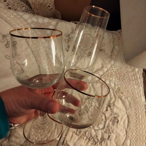 Stemmed glasses with gold rim like new, 6 water, 6 wine, 6 champagne