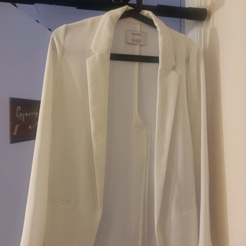 Bershka white blazer straight fit like new, size S