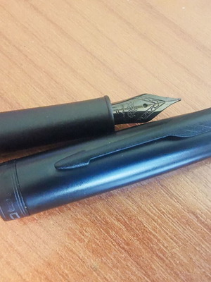 Jinhao Fountain Pen black metal new