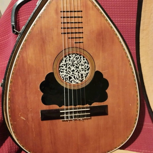 Agop Tsakirian Lautokitharo used