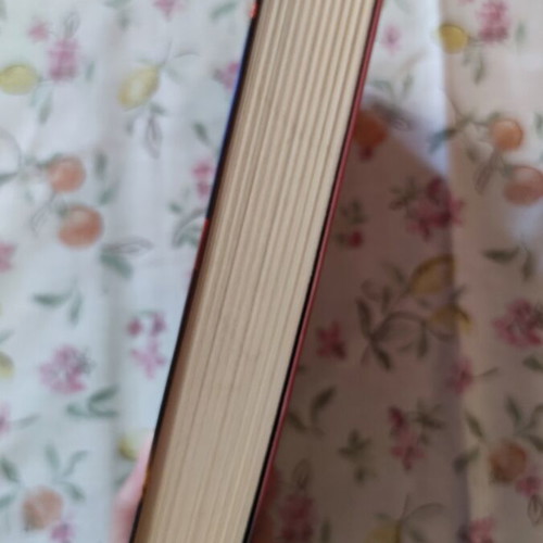 Den Ypirxa Pote by Thaleia Kountouni, novel