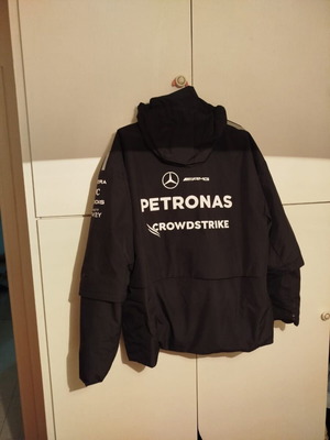 Adidas x Mercedes-AMG Petronas Formula One Team padded winter jacket like new, black, size L