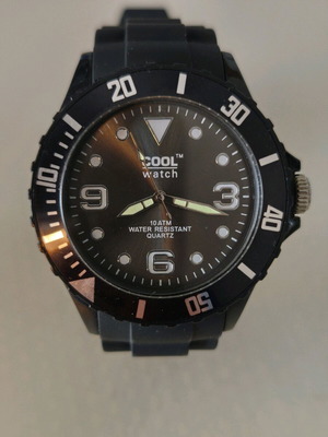 Cool Watch wristwatch like new, water resistant 10 ATM, quartz