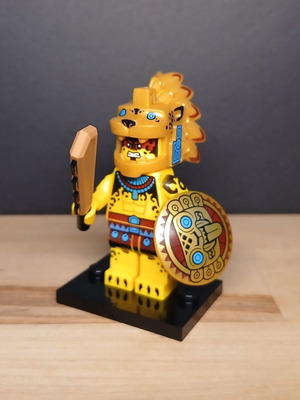 LEGO Collectible Minifigures Ancient Warrior Series 21 new with stand