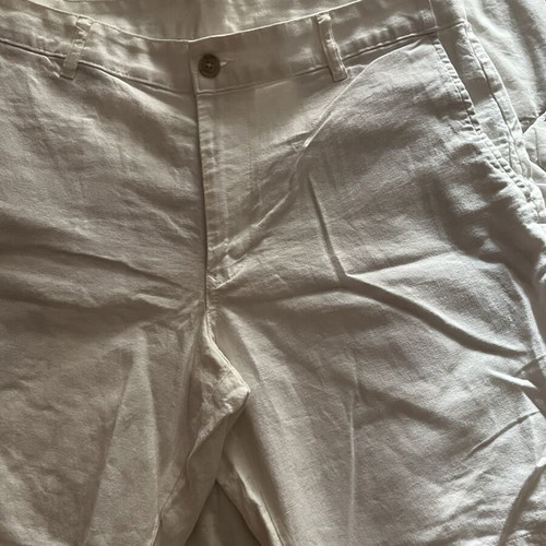 Zara men's white bermuda shorts