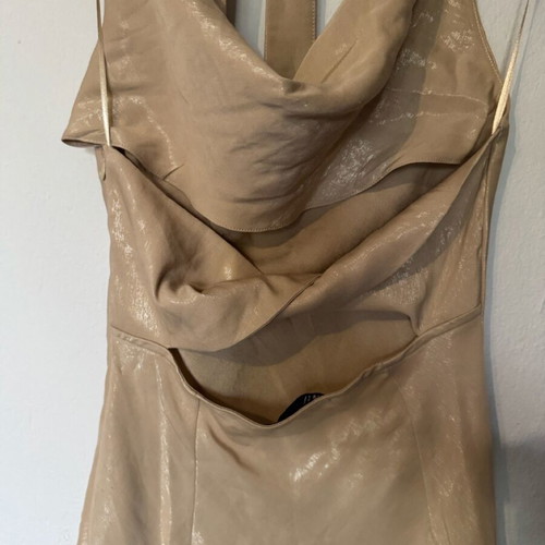 Zara dress beige-gold with open back new