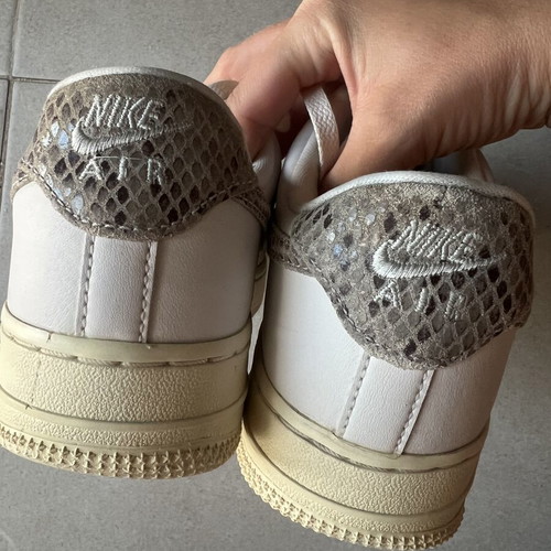 Nike Air Force 1 '07 women's shoes used, white, size 37.5
