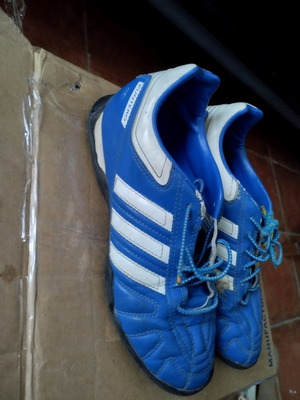 Adidas football shoes used, size 37, blue