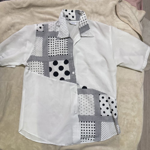 Button Up Shirt Blouse Dragon like new, oversized size S, black and white