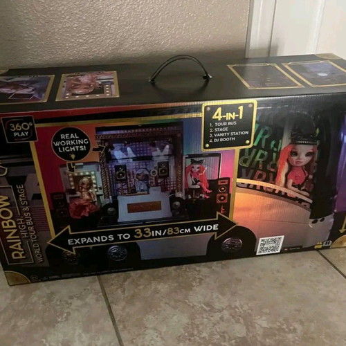 Rainbow World Tour Bus & Stage new with accessories and lights