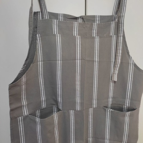 Gray cotton salopette no L used with white stripes and pockets