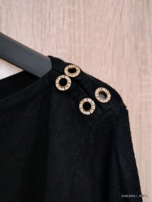 Black blouse like new with crystal eyelets on shoulder, size M/L