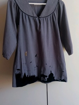See U Soon gray blouse size S like new with 3/4 sleeves
