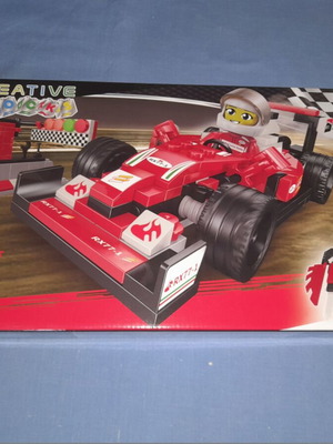Creative Blocks Formula 1 new with 262 pieces and rubber tires