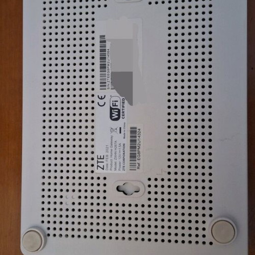ZTE ZXHN H267A Modem Router used, 5G antenna not working