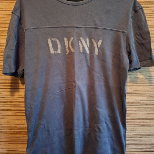 DKNY short-sleeve t-shirt gray L like new