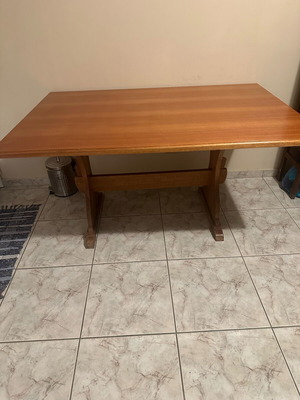 Wooden table like new