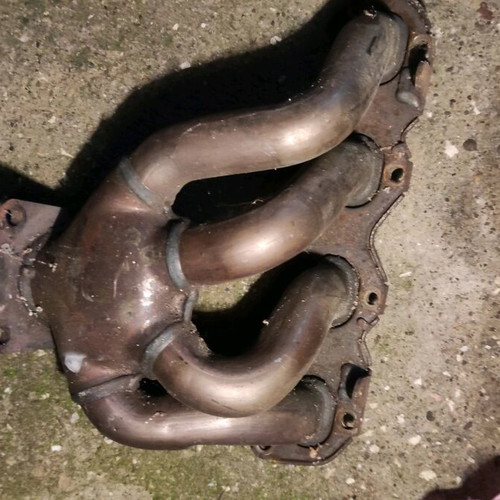 VW 1.6 FSI BLF exhaust manifold used