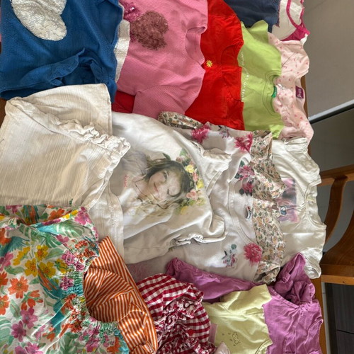 Pack of 27 T-shirts for 4-year-olds like new