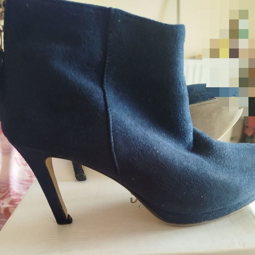 Ideal Shoes ankle boots size 37 used dark blue with worn heel