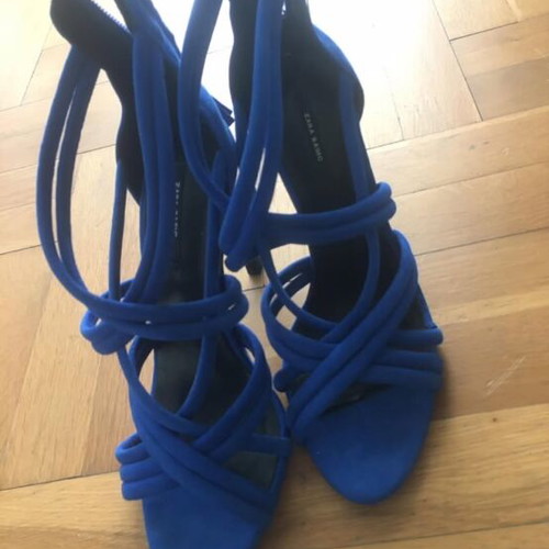 Zara blue high heels size 38 like new