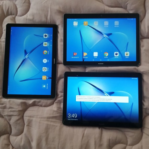 Huawei Mediapad T3 10 used, 3 pieces for spare parts