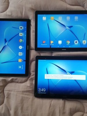 Huawei Mediapad T3 10 used, 3 pieces for spare parts