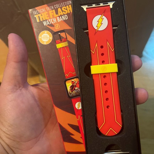 MobyFox DC Flash silicone watch band red for Fitbit Versa, Samsung Galaxy Watch, Apple Watch new