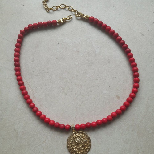 Beaded handmade necklaces like new, white and red