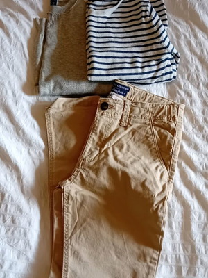 Children's set beige pants and 2 knitted cotton spring sweaters like new