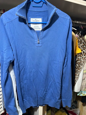 Escape men's blue medium shirt new
