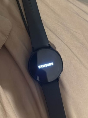 Samsung Smartwatch 5series used with box and charger
